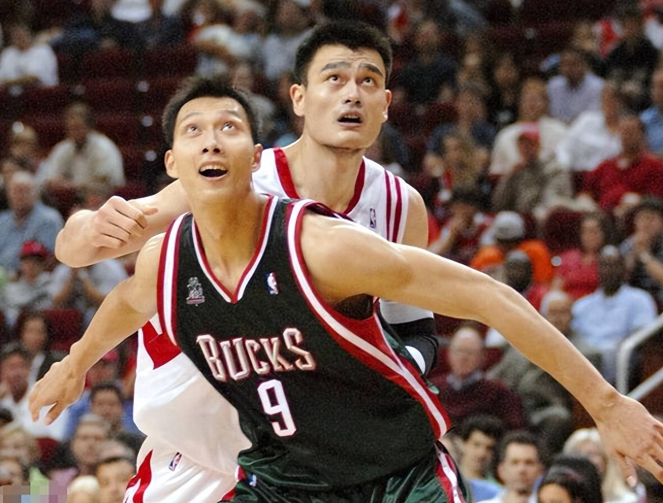卸任篮协主席1年，姚明近况曝光，事实证明，易建联当初没说谎