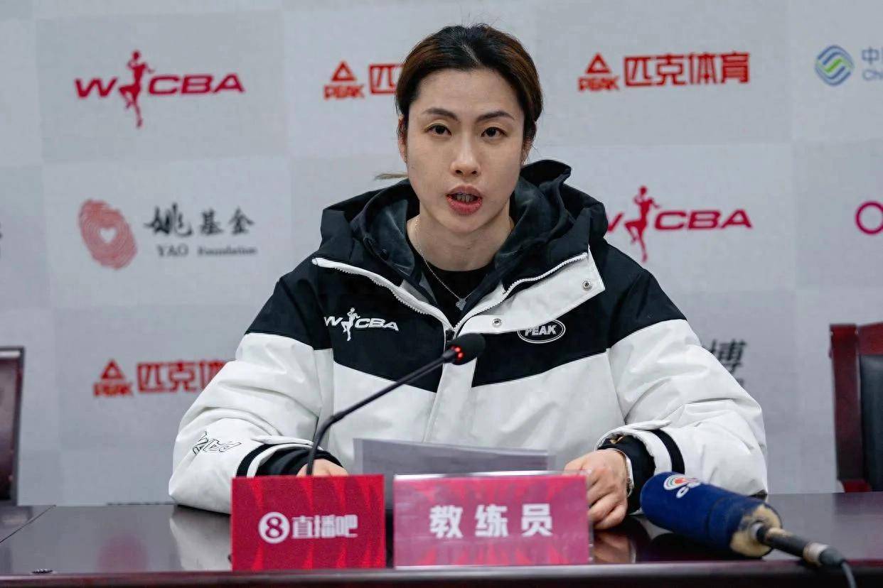 民意难违！中国女篮未来的主教练很有可能是陈晓佳，原因只有一个