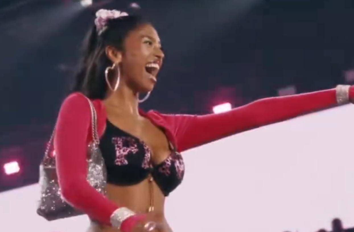 维密天价Bra花落金小妹