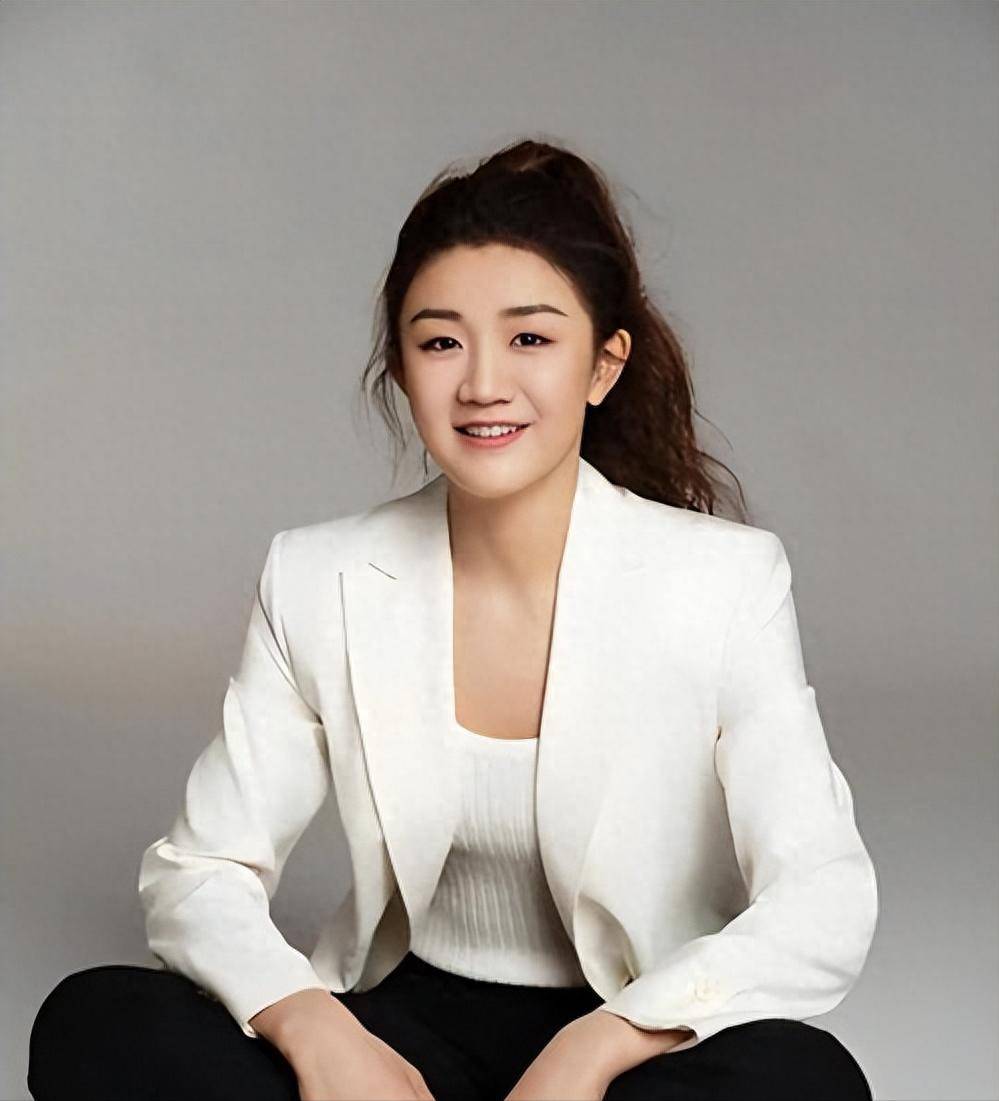 国乒五大大龄未婚美女，陈梦32岁，丁宁36岁，郭跃38岁，最大43岁