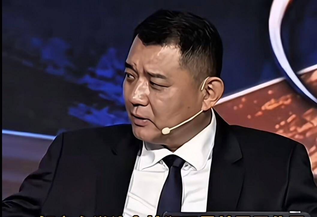 真相大白！杜锋卸任，杜润旺才选择离队，巩晓彬：不少人都说他是干儿子，引起争议