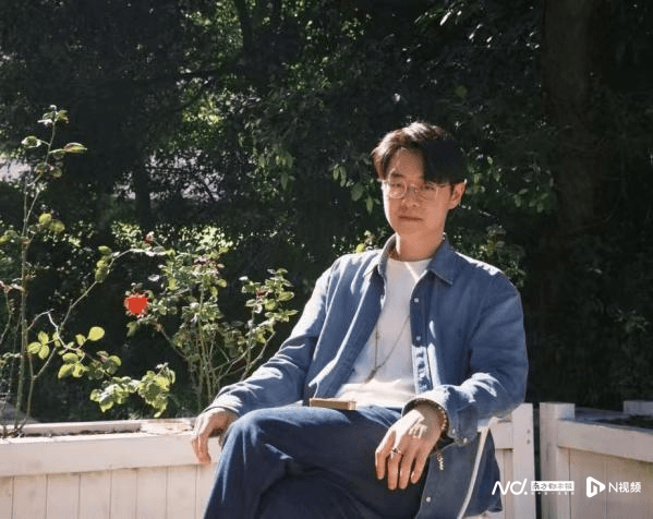 经典:新生代导演邱景亮:要魅力,不要角色,让戏剧回归个人趣味